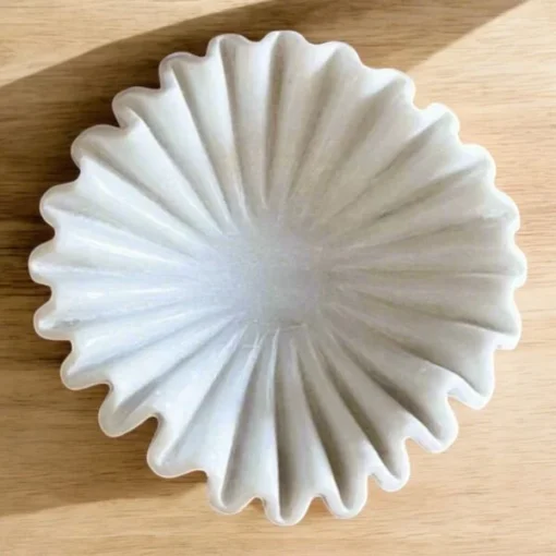 White Marble Fluted Urli - Image 5